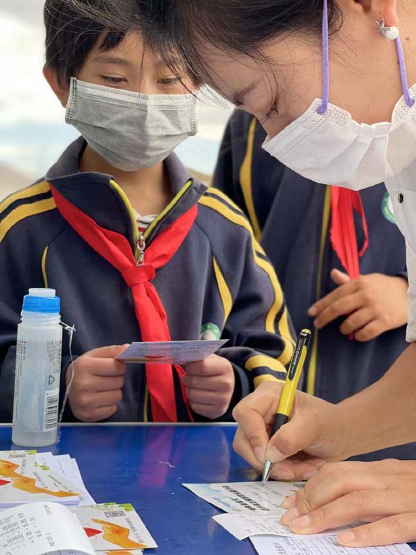 蘭州普瑞眼科醫(yī)院 明眸·新視代青少年近視防控公益行動