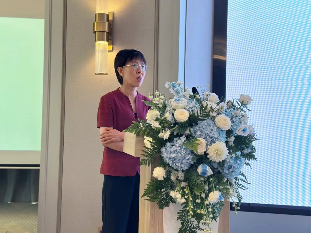 普瑞眼科丨無(wú)散視界·有效屈光白內(nèi)障論壇在蘭舉辦