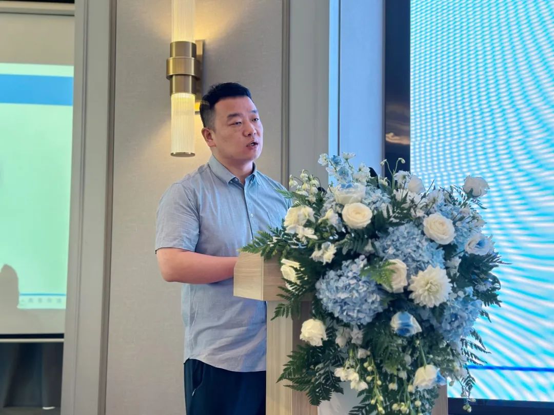 普瑞眼科丨無(wú)散視界·有效屈光白內(nèi)障論壇在蘭舉辦